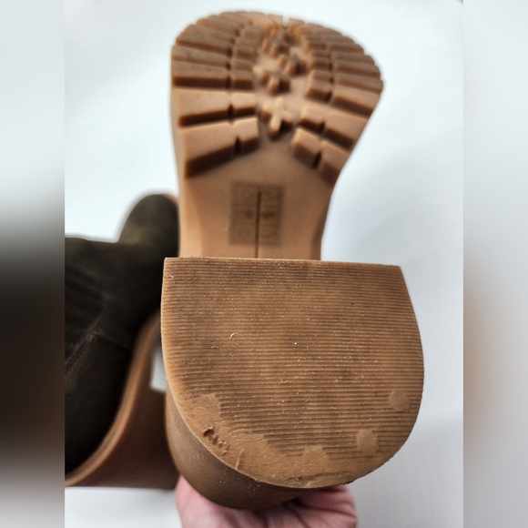 Dolce Vita Waterproof Suede Olive Green Chunky Boots Size 8.5 - Picture 8 of 8